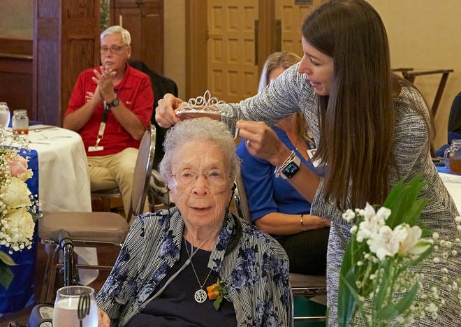 Dorothy Ohlsen is crowned the 49th Silver Queen by Nicole Sanok, vice president of business development for Sangre de Cristo Community Care during a ceremony Sept. 14, 2023 at Pueblo Country Club.